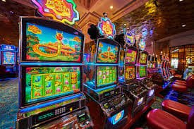 Tampilan mobile poker dan sportsbook di bravo88, mendukung Android dan iOS
